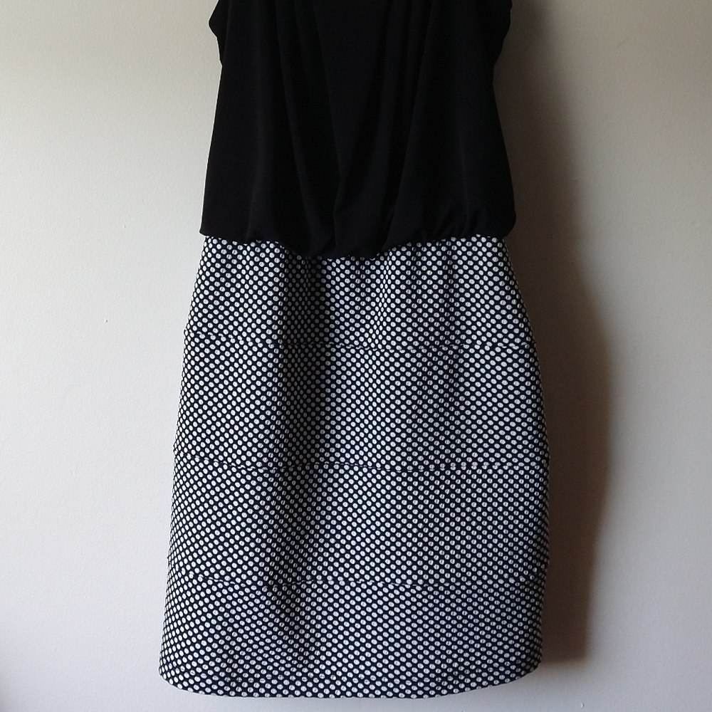 🖤 Sweet Storm dress! EUC 🖤 - Picture 3 of 4